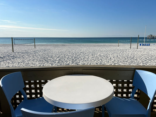 Discover the Gem of Okaloosa Island: Oasis Cafe and Boutique